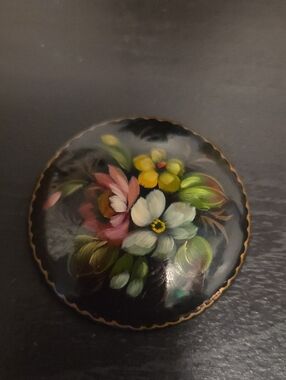 Russian Hand-Painted Floral Lacquer Brooch
